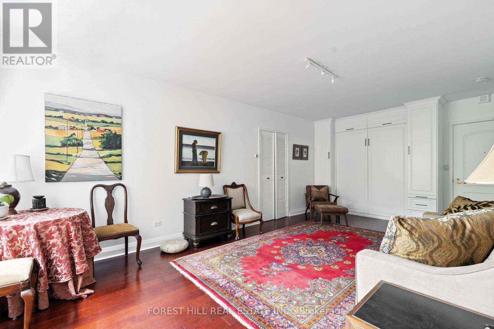 805 - 21 DALE AVENUE, Toronto, Ontario