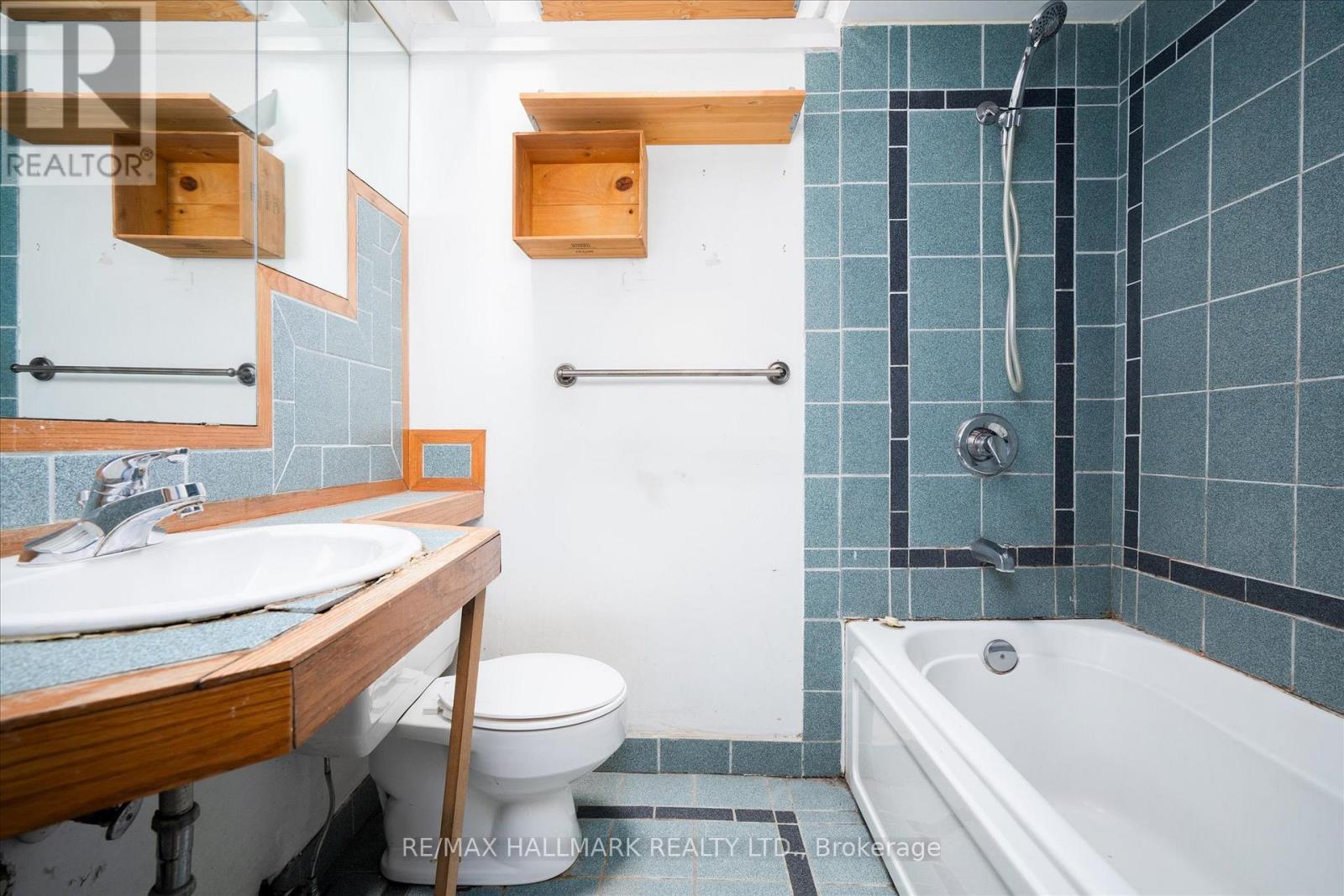 511 Queen Street E, Toronto, Ontario  M5A 1V1 - Photo 12 - C13023750