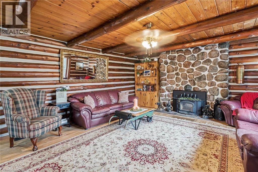 411a Peggs Mountain Road, Burk's Falls, Ontario  P0A 1C0 - Photo 3 - 40822469