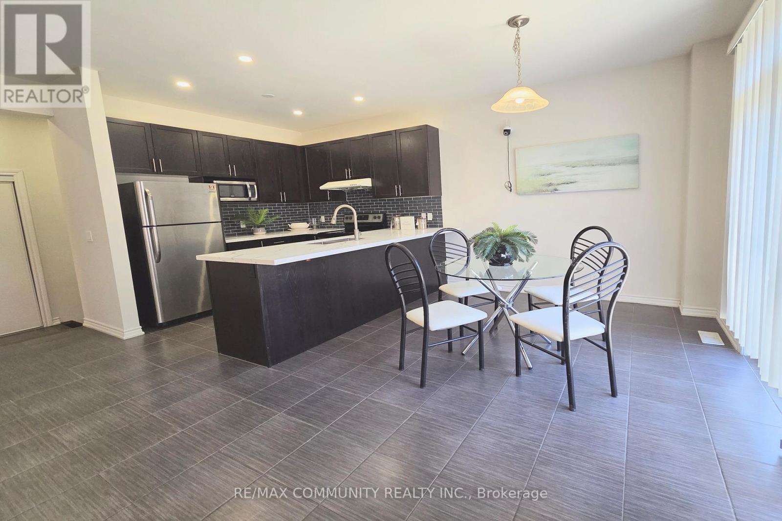 293 Pimlico Drive, Oshawa, Ontario  L1H 7K4 - Photo 11 - E13023632