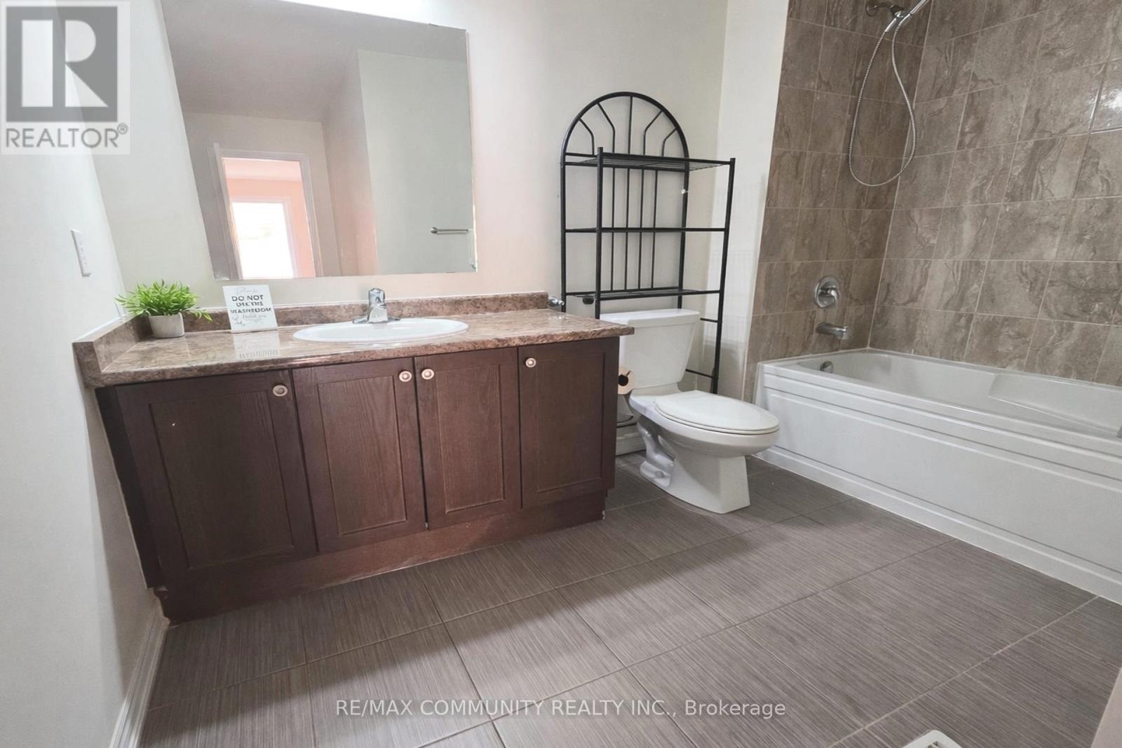 293 Pimlico Drive, Oshawa, Ontario  L1H 7K4 - Photo 24 - E13023632