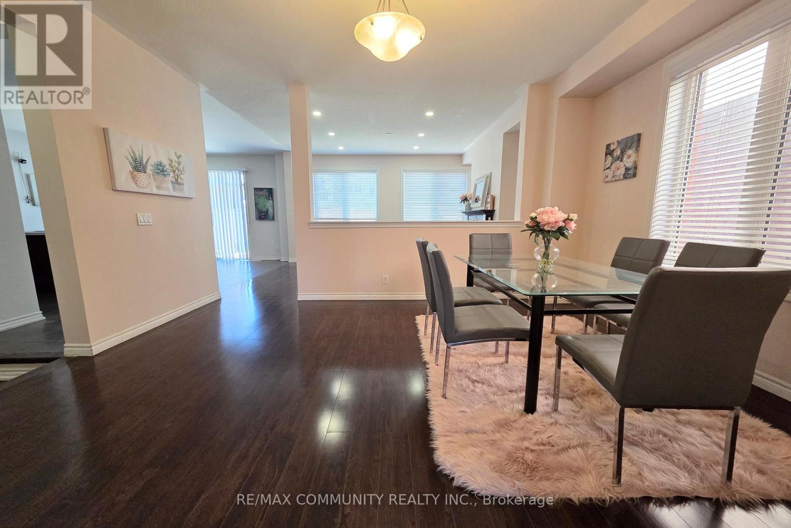 293 Pimlico Drive, Oshawa, Ontario  L1H 7K4 - Photo 6 - E13023632