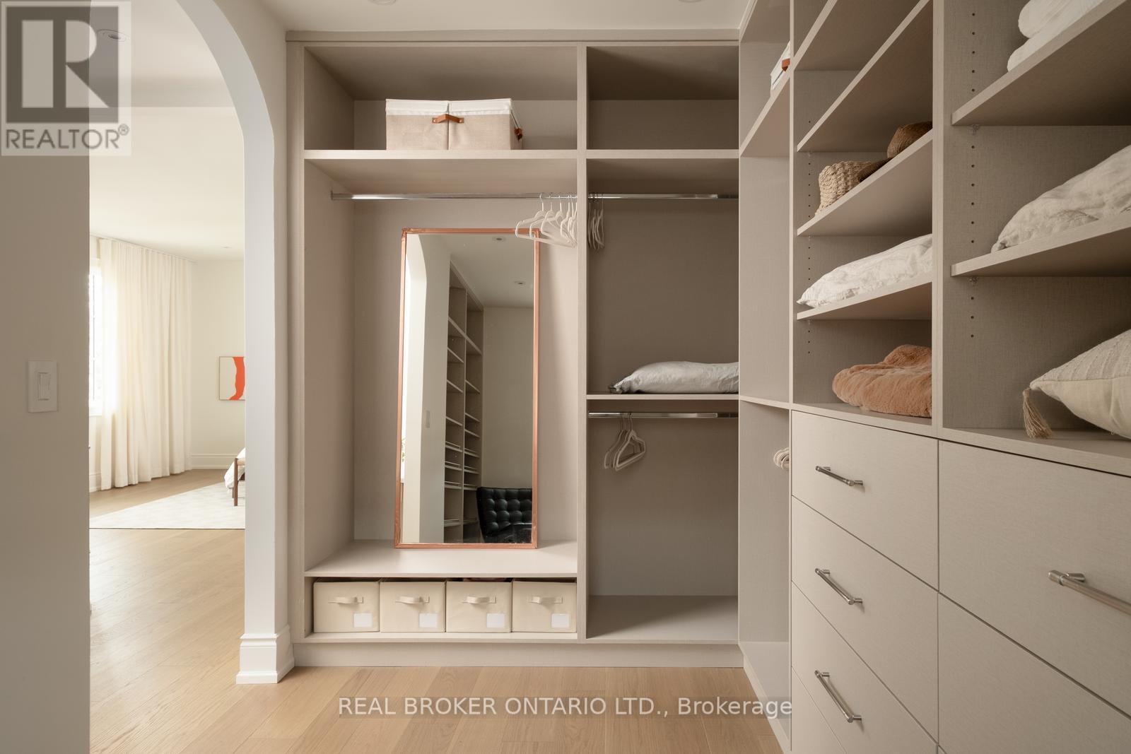 16 Glenshaw Crescent, Toronto, Ontario  M4B 2C9 - Photo 33 - E13023744