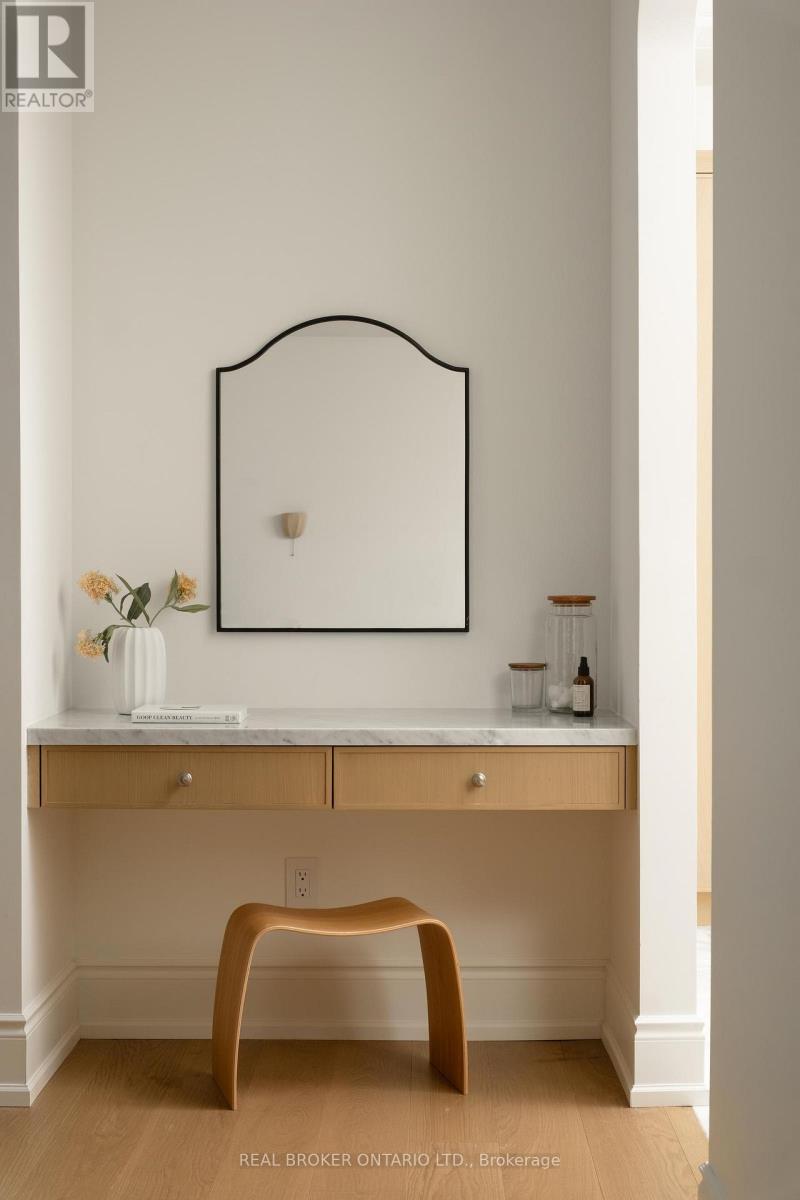 16 Glenshaw Crescent, Toronto, Ontario  M4B 2C9 - Photo 34 - E13023744