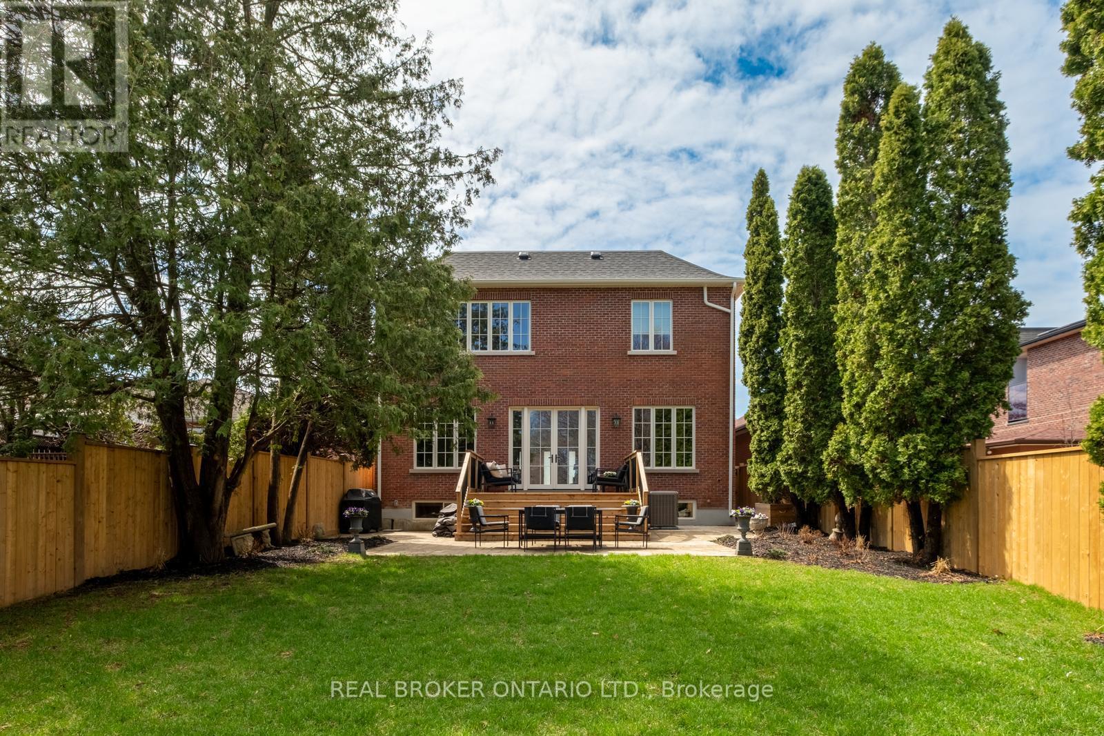 16 Glenshaw Crescent, Toronto, Ontario  M4B 2C9 - Photo 46 - E13023744