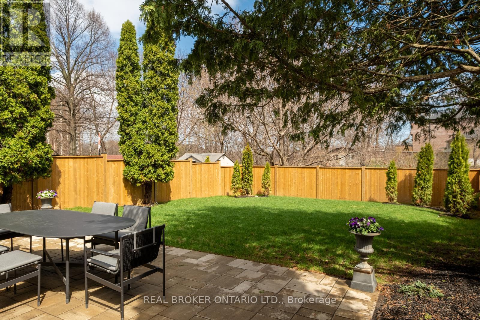16 Glenshaw Crescent, Toronto, Ontario  M4B 2C9 - Photo 48 - E13023744