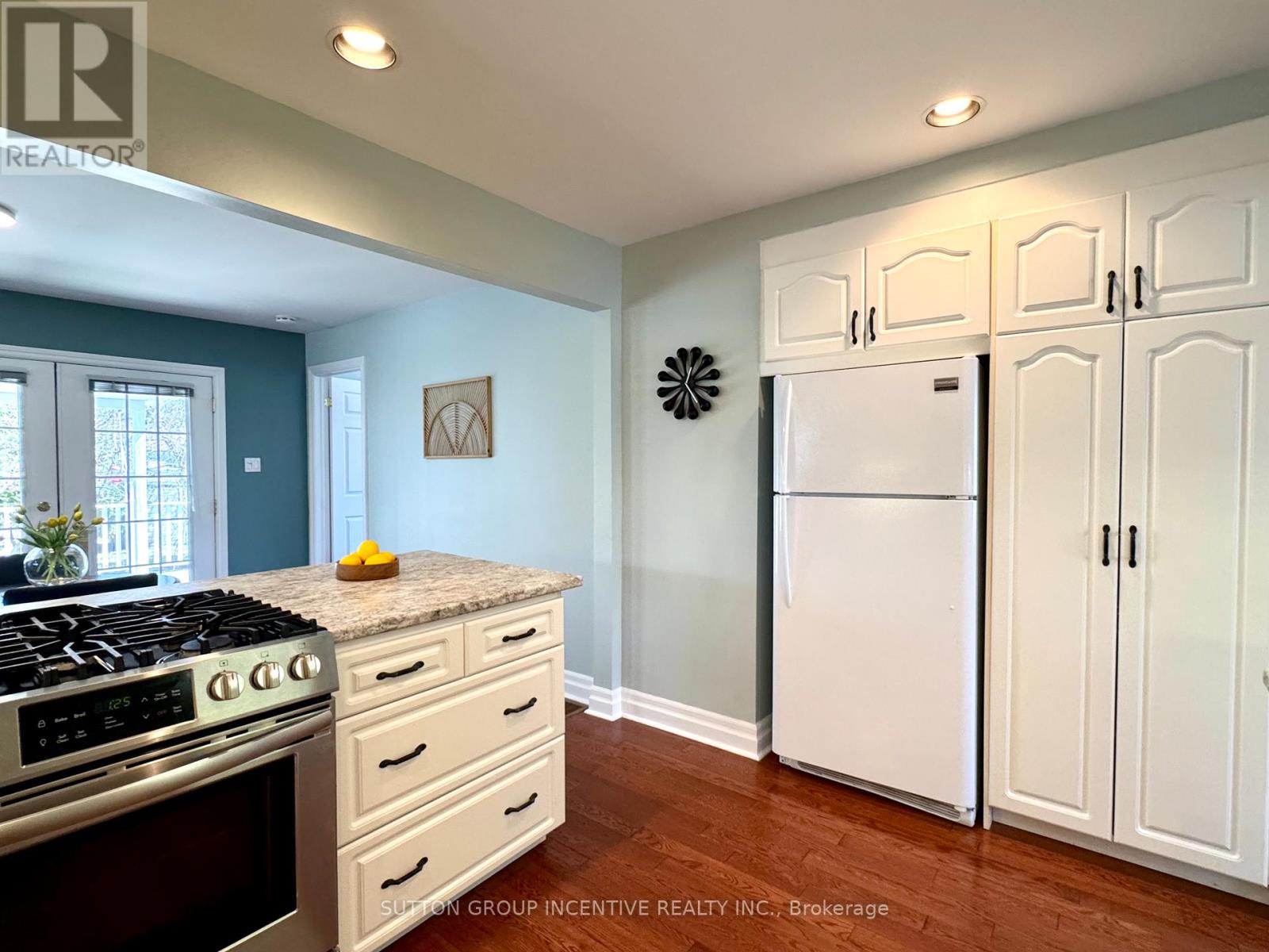 3 Melody Lane, Georgina, Ontario  L0E 1L0 - Photo 12 - N13023646