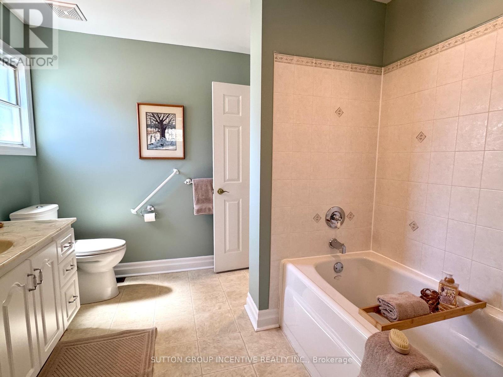 3 Melody Lane, Georgina, Ontario  L0E 1L0 - Photo 23 - N13023646