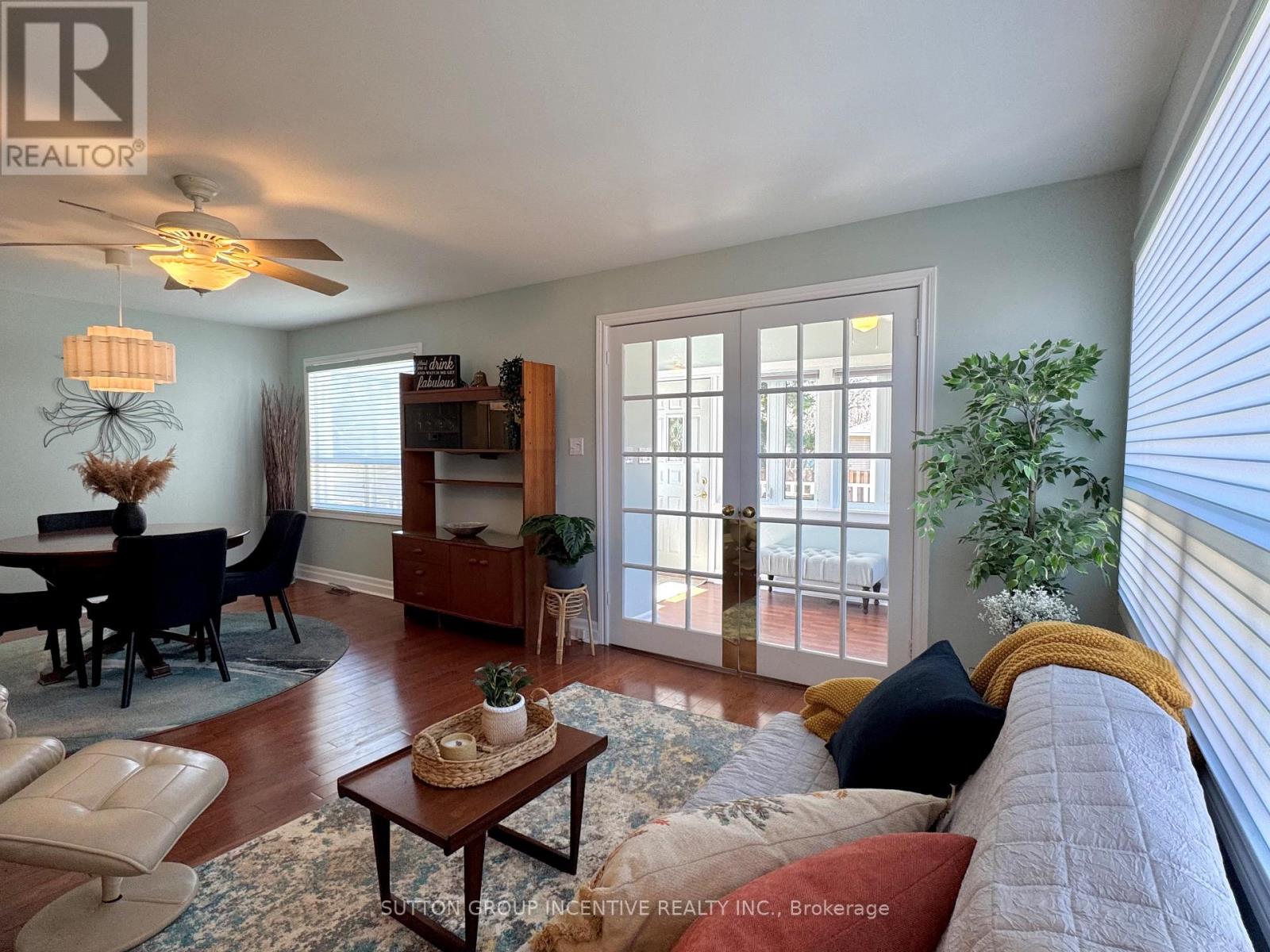 3 Melody Lane, Georgina, Ontario  L0E 1L0 - Photo 7 - N13023646