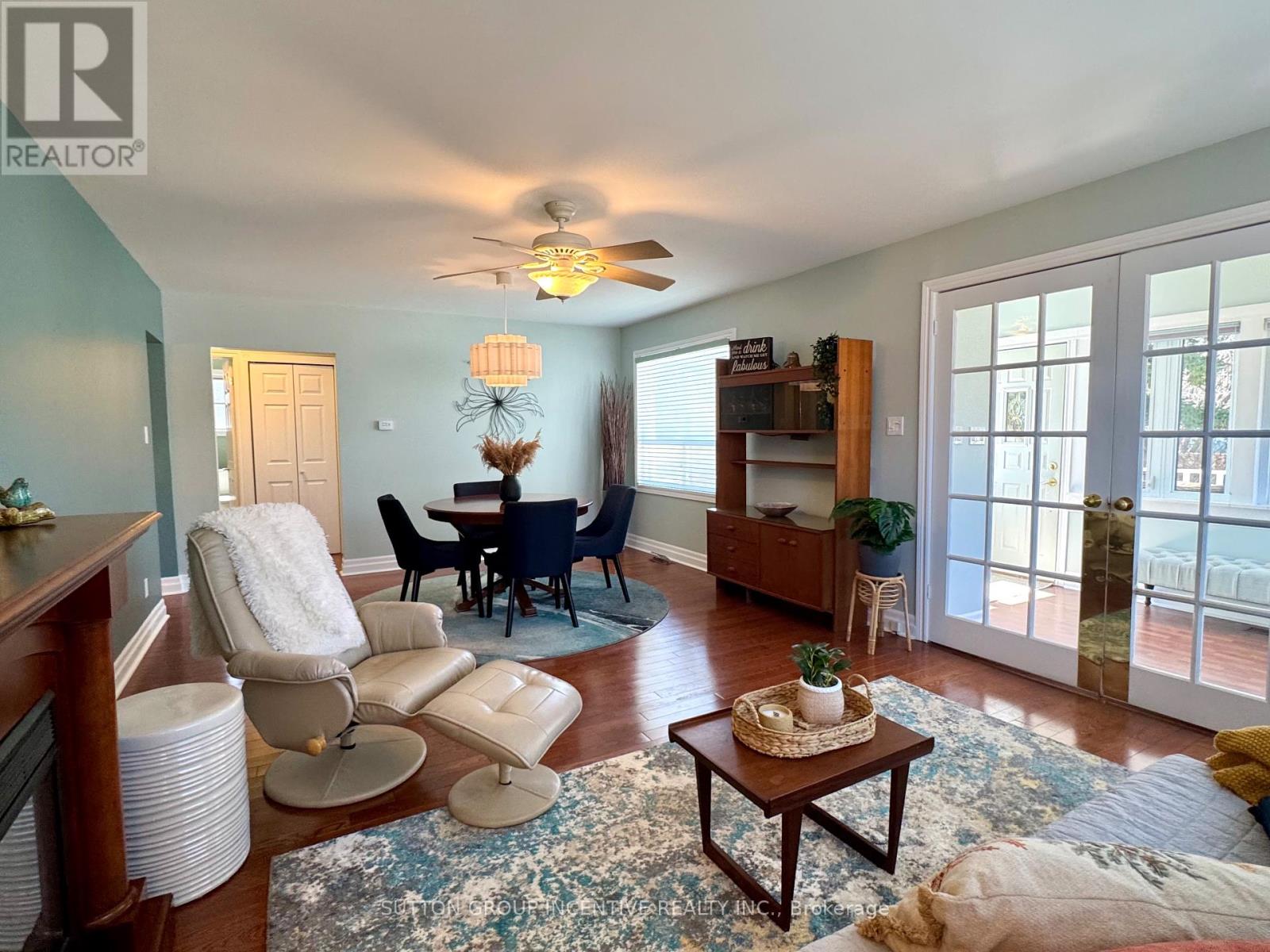 3 Melody Lane, Georgina, Ontario  L0E 1L0 - Photo 8 - N13023646