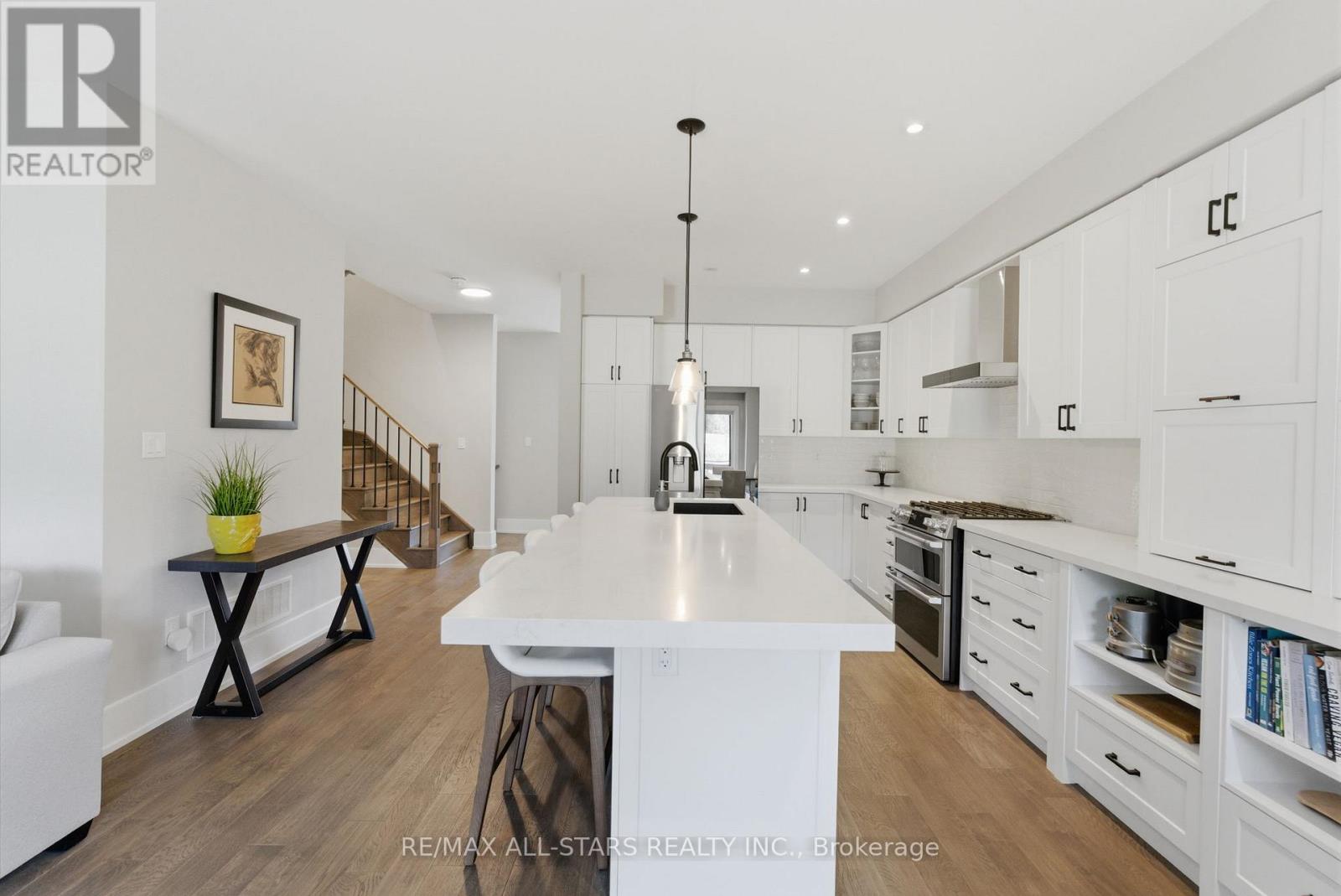 7 Gord Matthews Way, Uxbridge, Ontario  L9P 0E9 - Photo 10 - N13023654