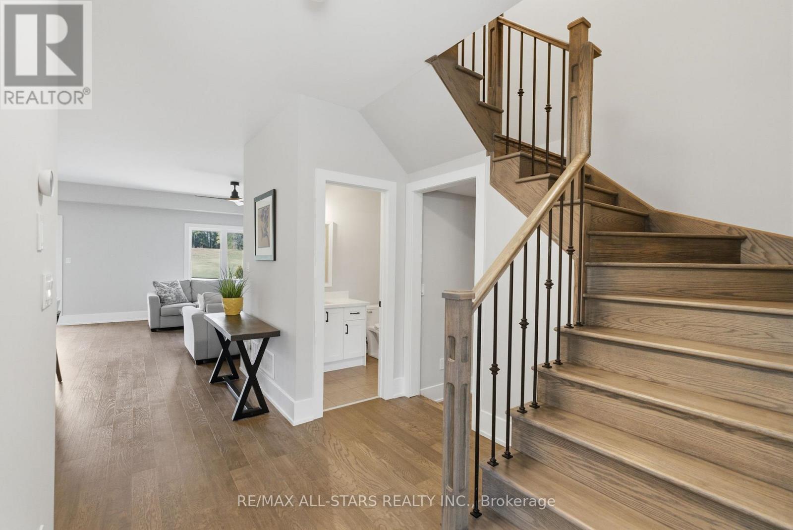 7 Gord Matthews Way, Uxbridge, Ontario  L9P 0E9 - Photo 7 - N13023654