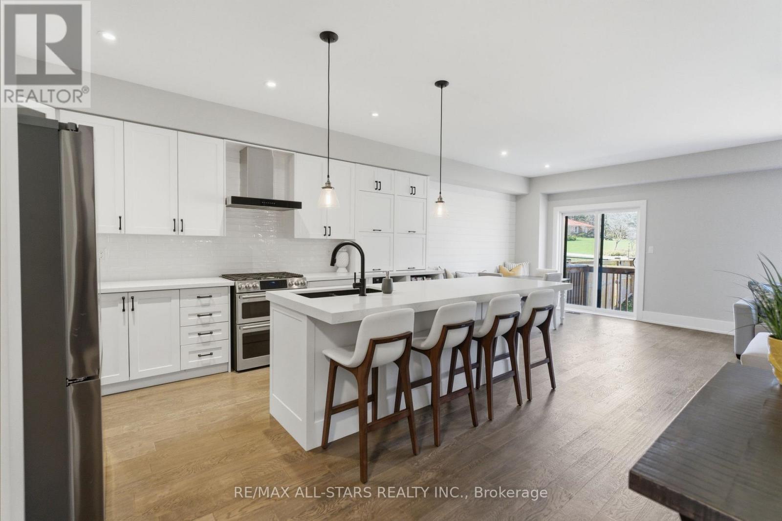 7 Gord Matthews Way, Uxbridge, Ontario  L9P 0E9 - Photo 8 - N13023654