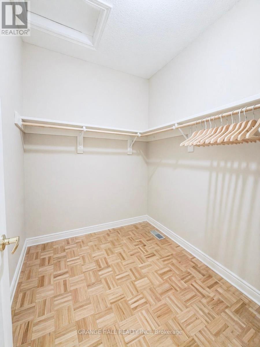 203 Starling Boulevard, Vaughan, Ontario  L4H 3J4 - Photo 7 - N13023726