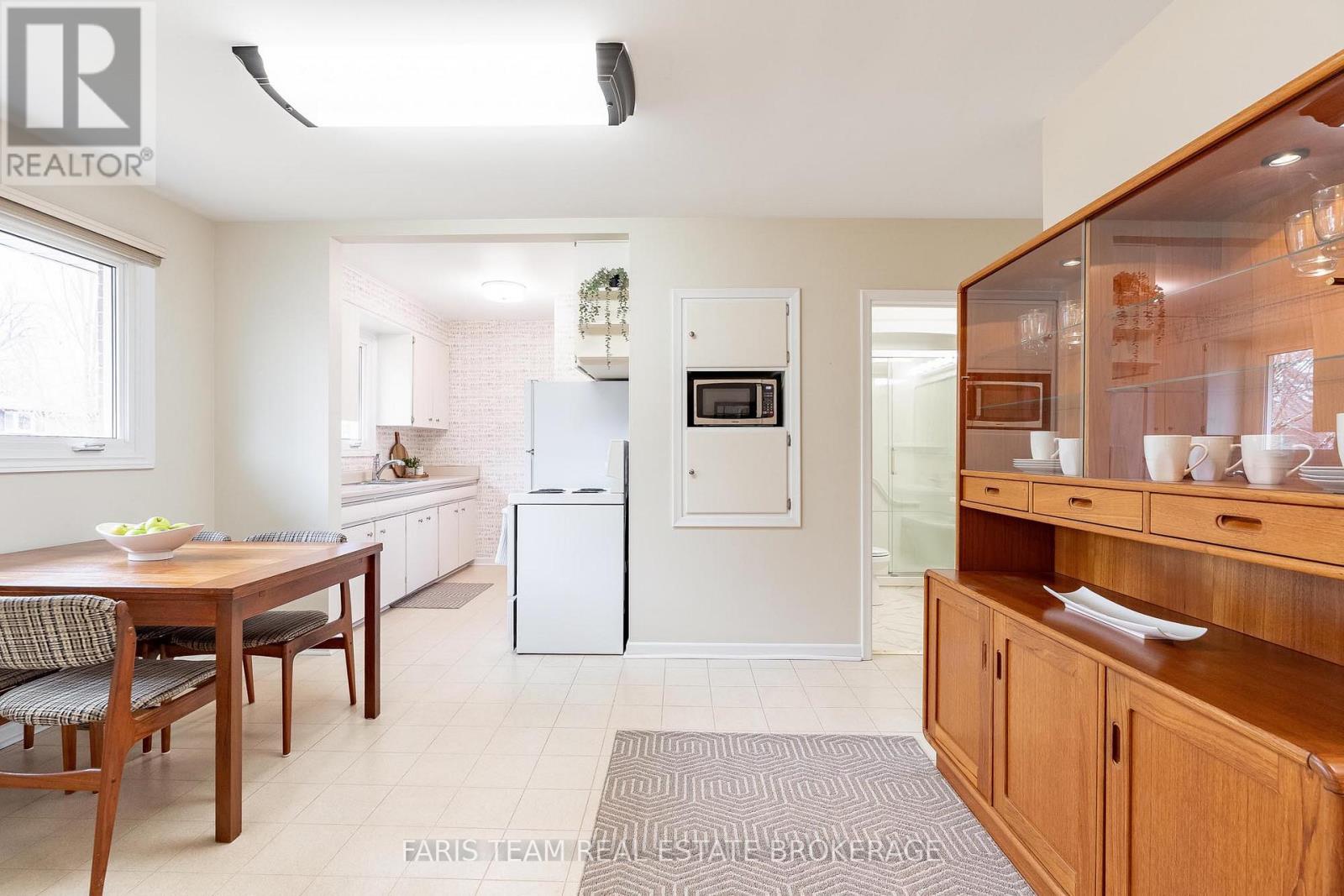 12 Marion Crescent, Barrie, Ontario  L4M 2L3 - Photo 13 - S13023684