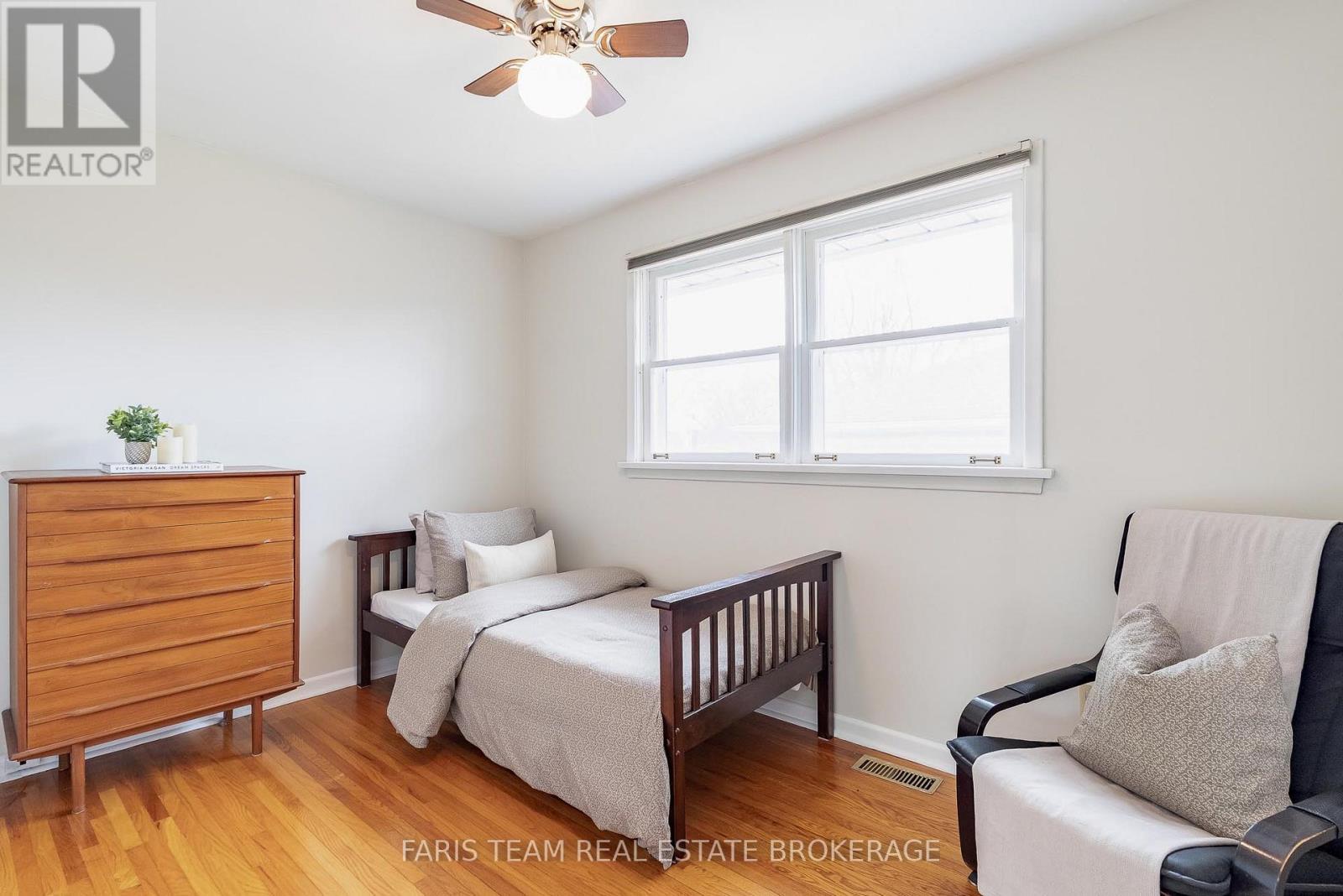 12 Marion Crescent, Barrie, Ontario  L4M 2L3 - Photo 21 - S13023684