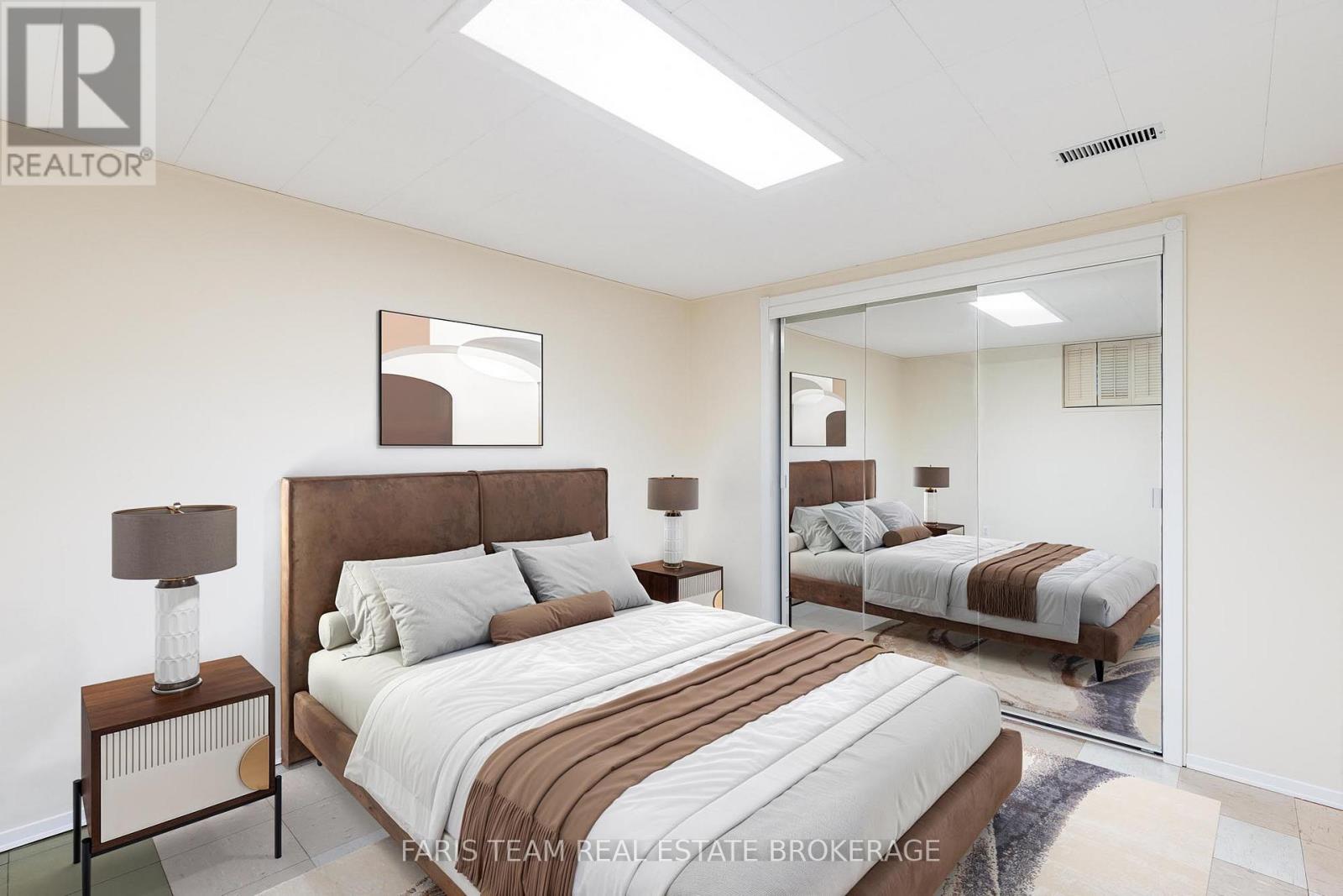 12 Marion Crescent, Barrie, Ontario  L4M 2L3 - Photo 30 - S13023684