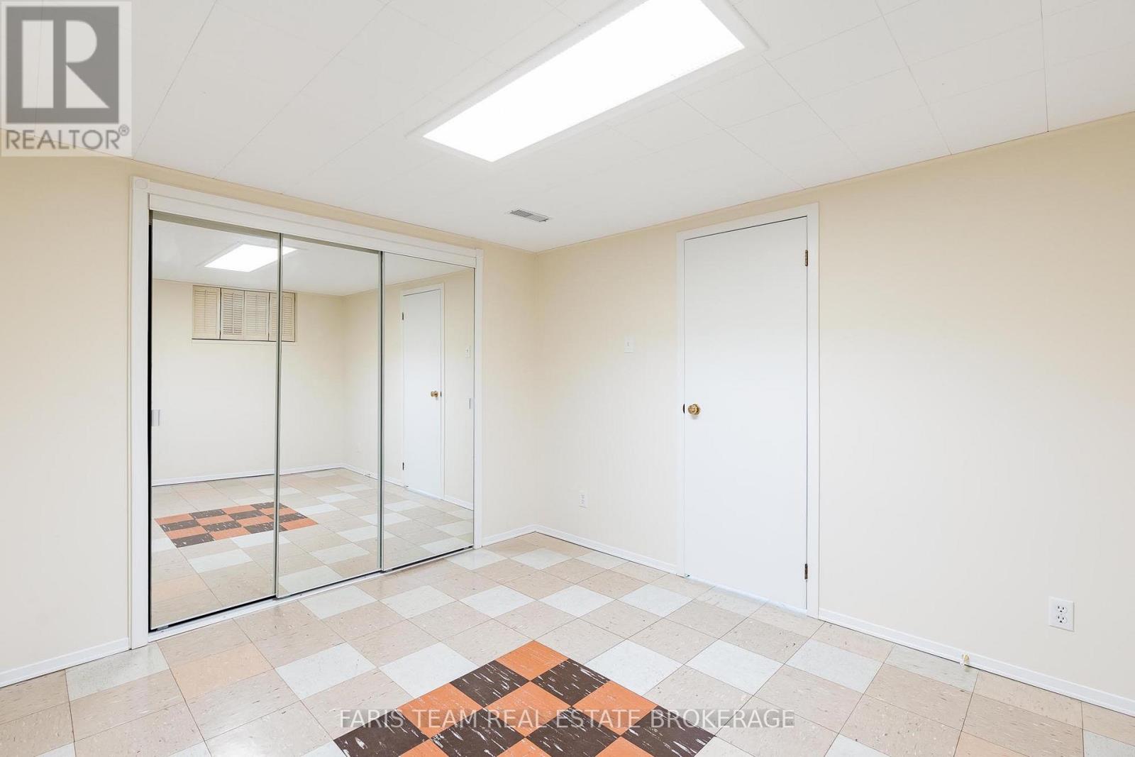 12 Marion Crescent, Barrie, Ontario  L4M 2L3 - Photo 31 - S13023684