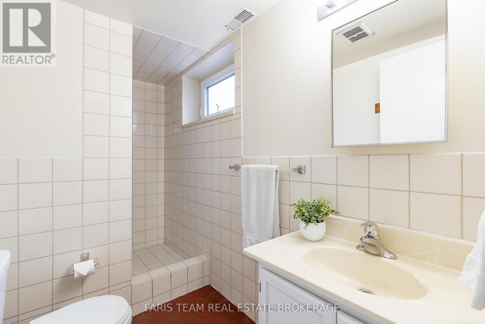 12 Marion Crescent, Barrie, Ontario  L4M 2L3 - Photo 32 - S13023684