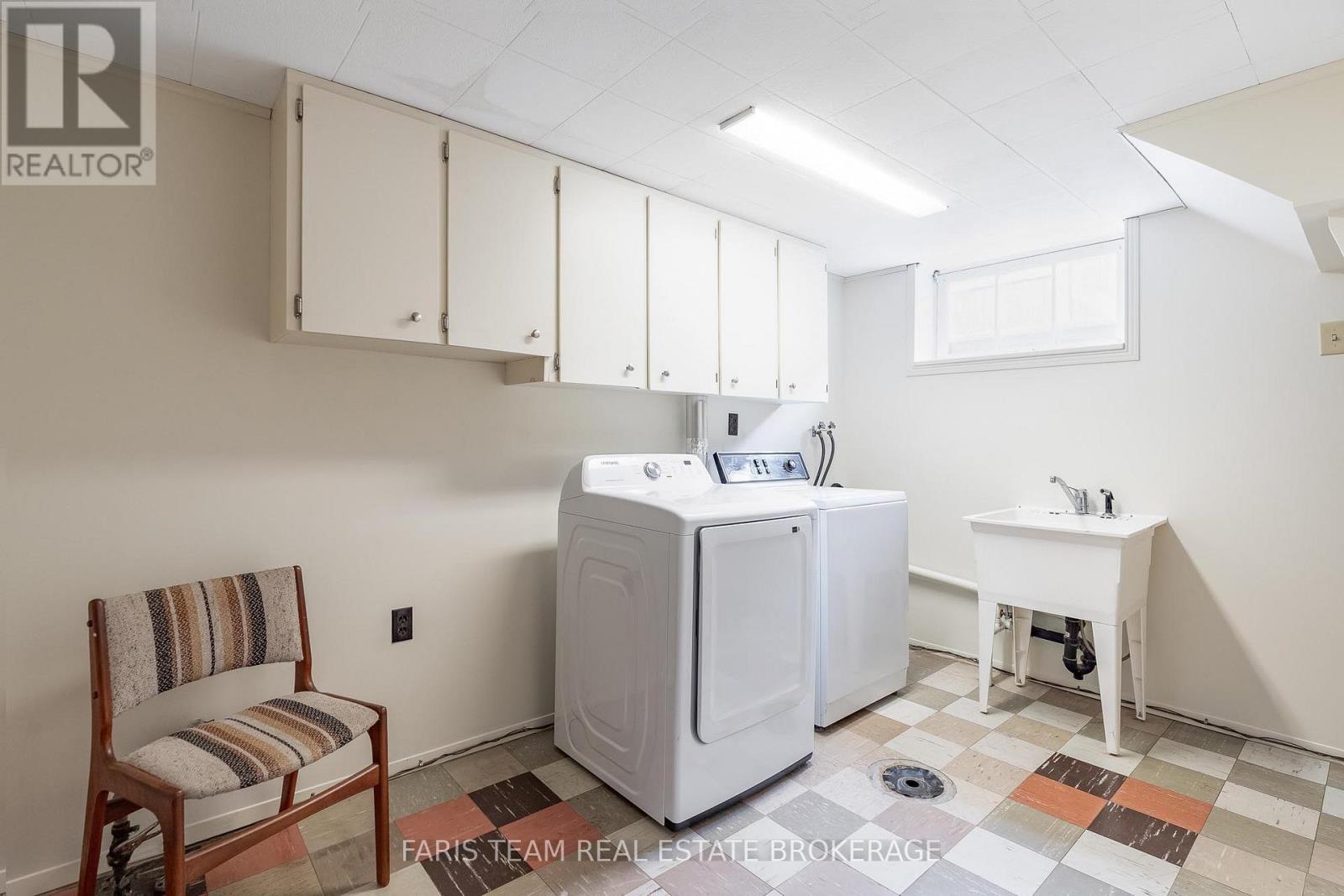 12 Marion Crescent, Barrie, Ontario  L4M 2L3 - Photo 33 - S13023684