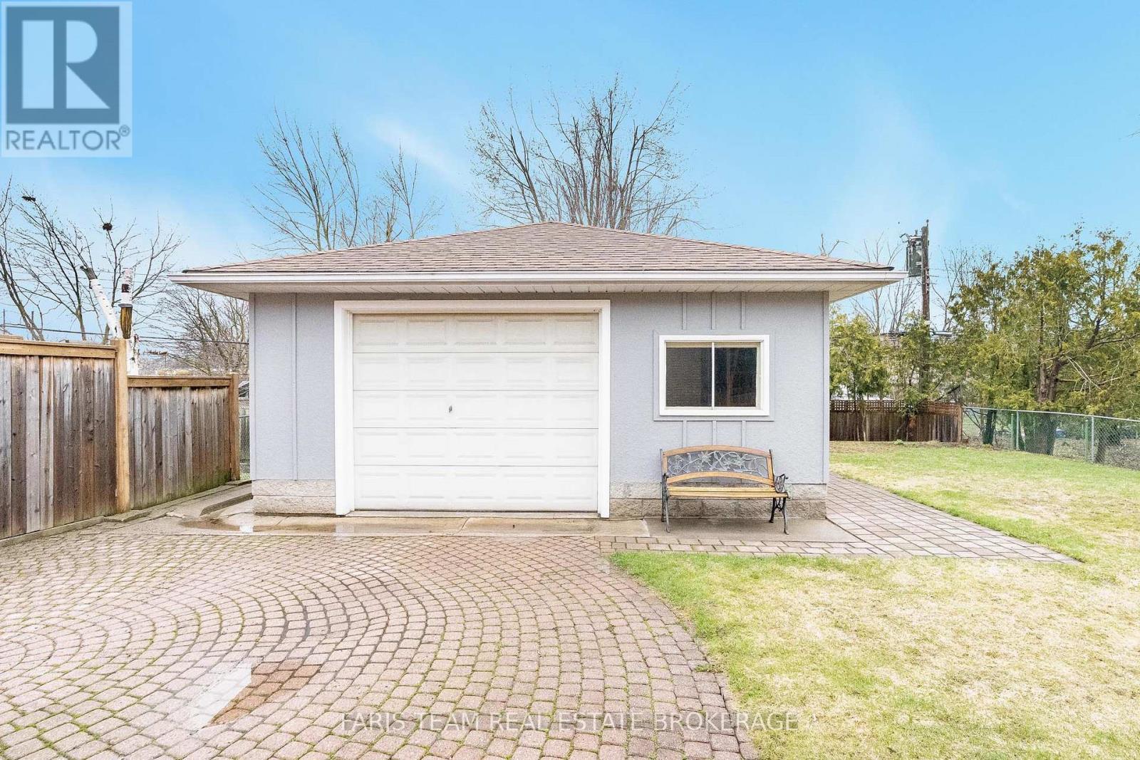 12 Marion Crescent, Barrie, Ontario  L4M 2L3 - Photo 41 - S13023684