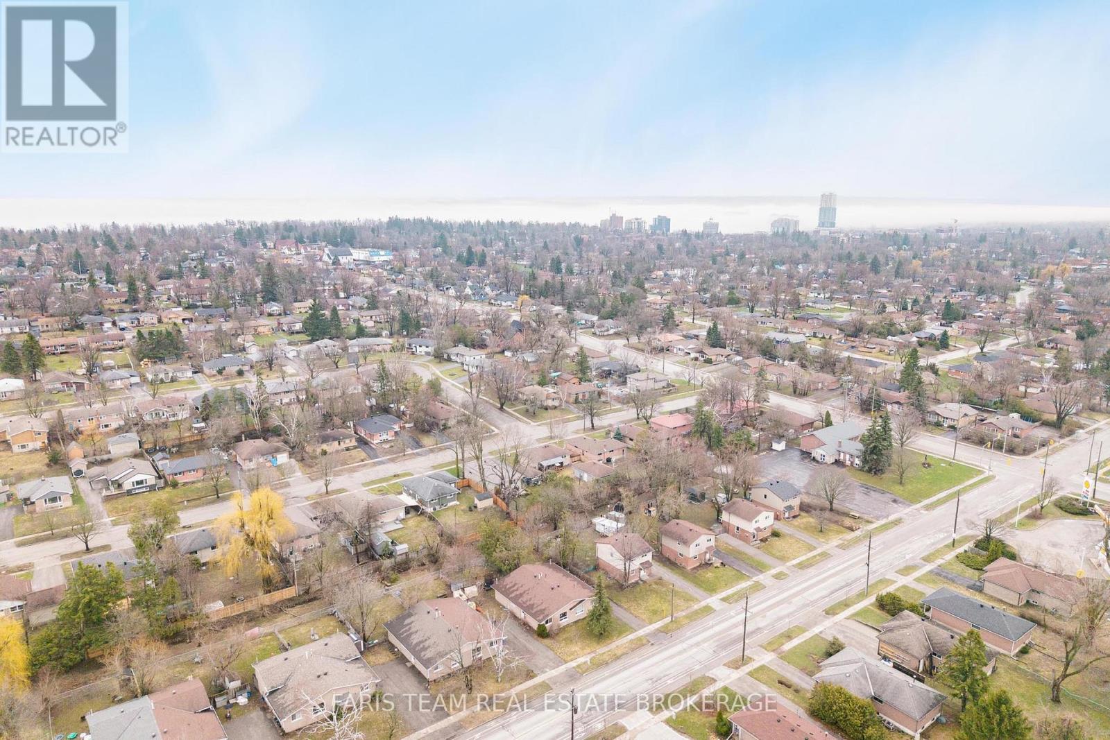 12 Marion Crescent, Barrie, Ontario  L4M 2L3 - Photo 47 - S13023684