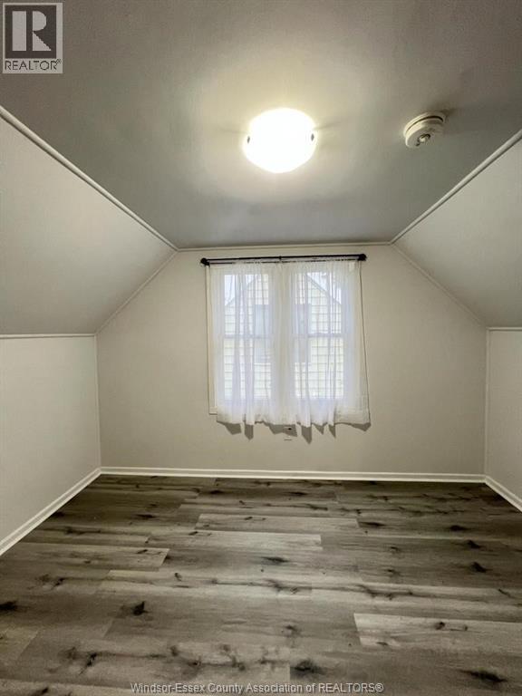 1058 California, Windsor, Ontario  N9B 2Z7 - Photo 16 - 26008697