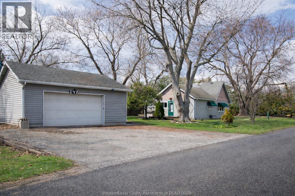 147 Allison Avenue, Harrow, Ontario  N0R 1G0 - Photo 2 - 26008690