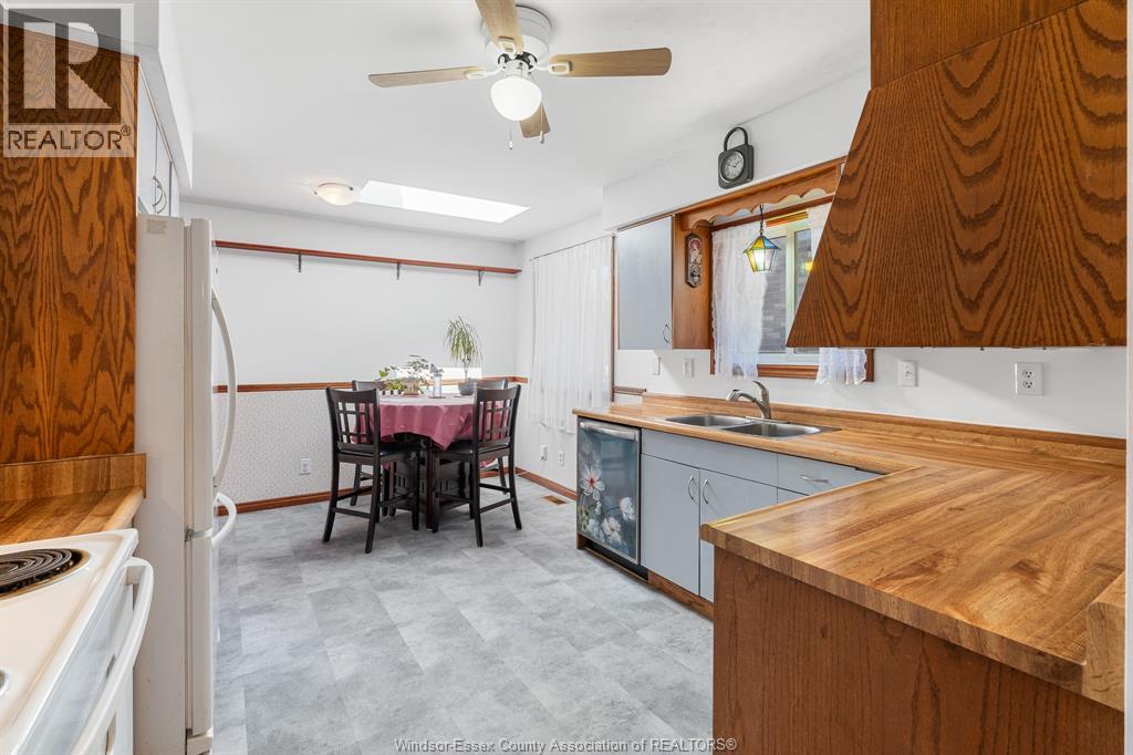 12510 Little River Boulevard, Tecumseh, Ontario  N8N 4H3 - Photo 11 - 26008408