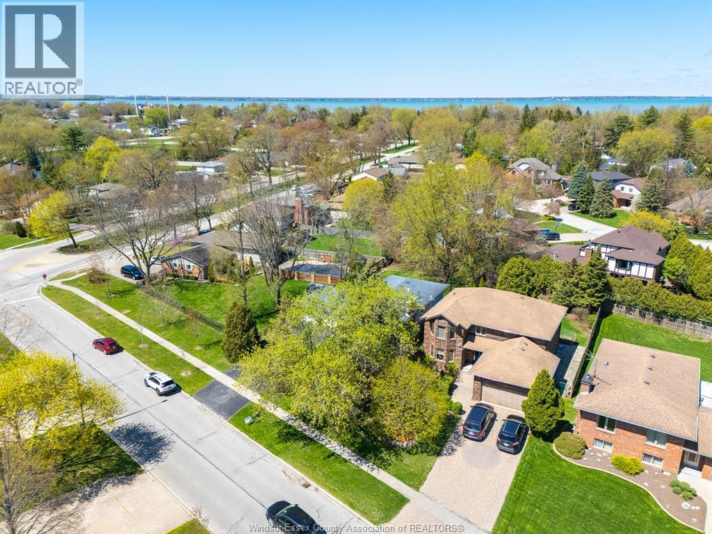 12510 Little River Boulevard, Tecumseh, Ontario  N8N 4H3 - Photo 37 - 26008408