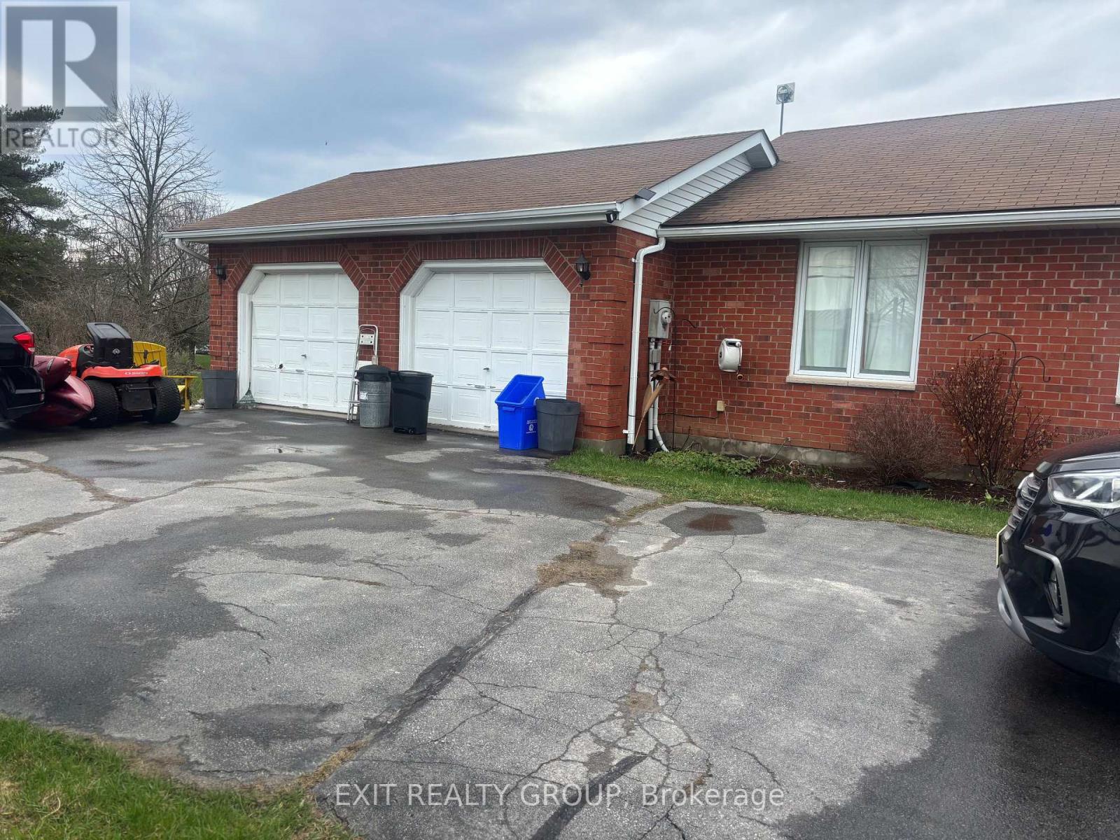 1162 County Rd 3, Prince Edward County, Ontario  K8N 4Z1 - Photo 3 - X12998226