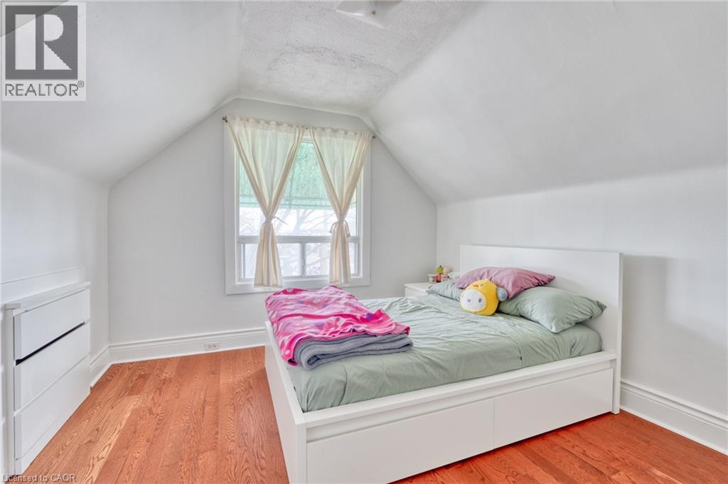 118 Cameron Avenue N, Hamilton, Ontario  L8H 4Z2 - Photo 19 - 40822645