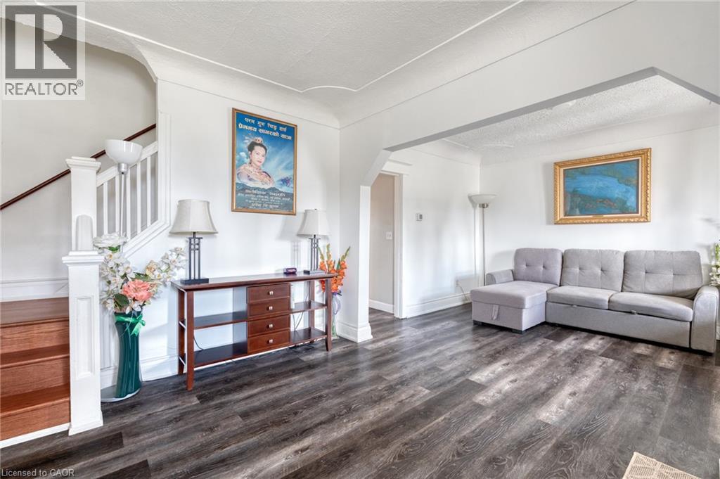 118 Cameron Avenue N, Hamilton, Ontario  L8H 4Z2 - Photo 8 - 40822645