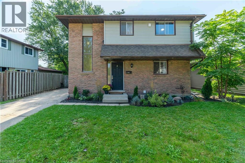 232 CEDARWOODS Crescent, Kitchener, Ontario