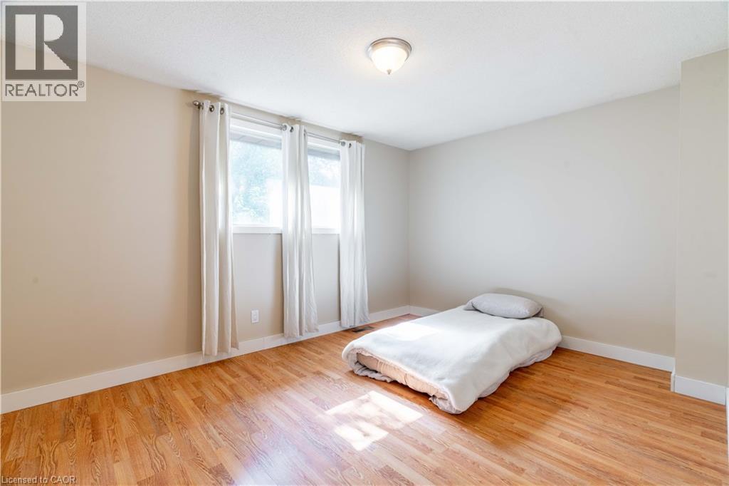 232 Cedarwoods Crescent, Kitchener, Ontario  N2C 2J8 - Photo 12 - 40822637