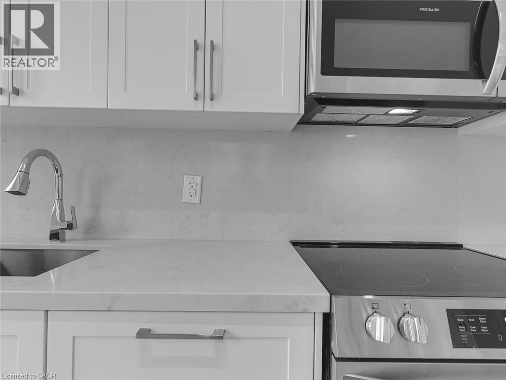 2450 Old Bronte Road Unit# 203, Oakville, Ontario  L6M 5P6 - Photo 15 - 40822581