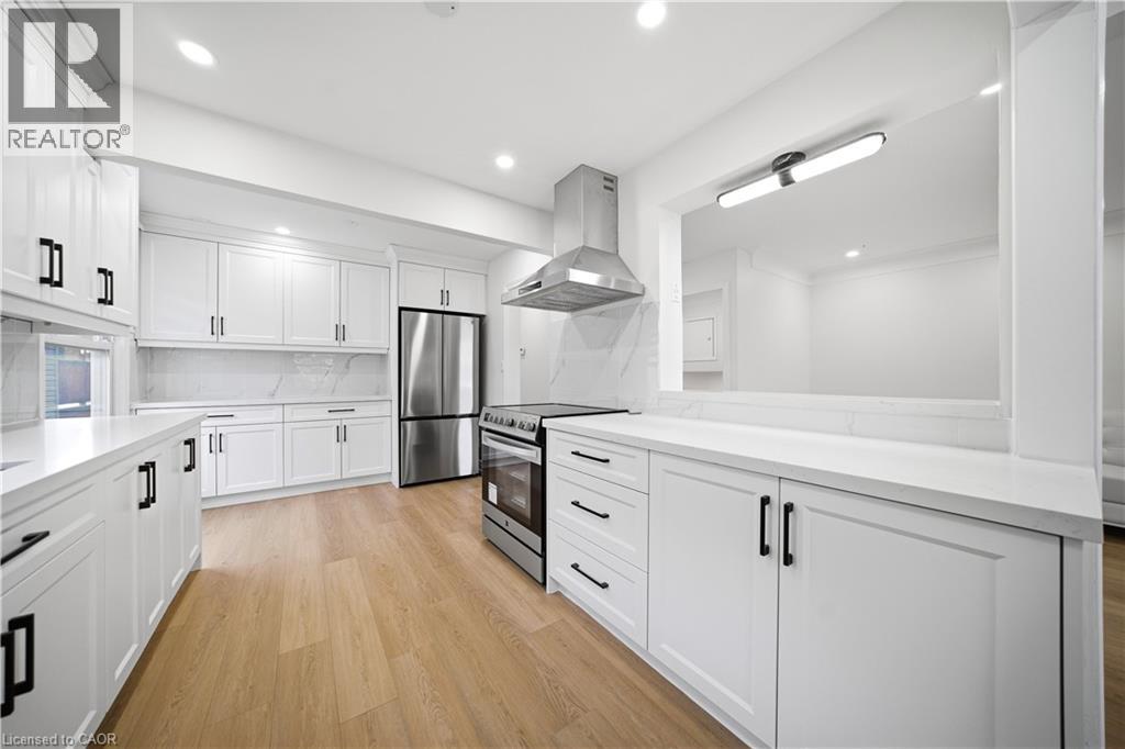 7238 Parkdale Street, Niagara Falls, Ontario  L2E 5P3 - Photo 8 - 40822430