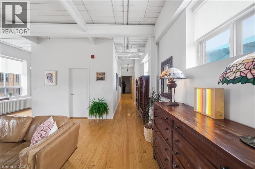 326 Carlaw Avenue Unit# 211, Toronto, Ontario  M4M 3N8 - Photo 5 - 40822250