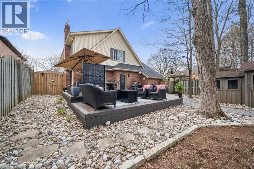 245 Shagbark Court, Waterloo, Ontario  N2K 3H9 - Photo 35 - 40820189