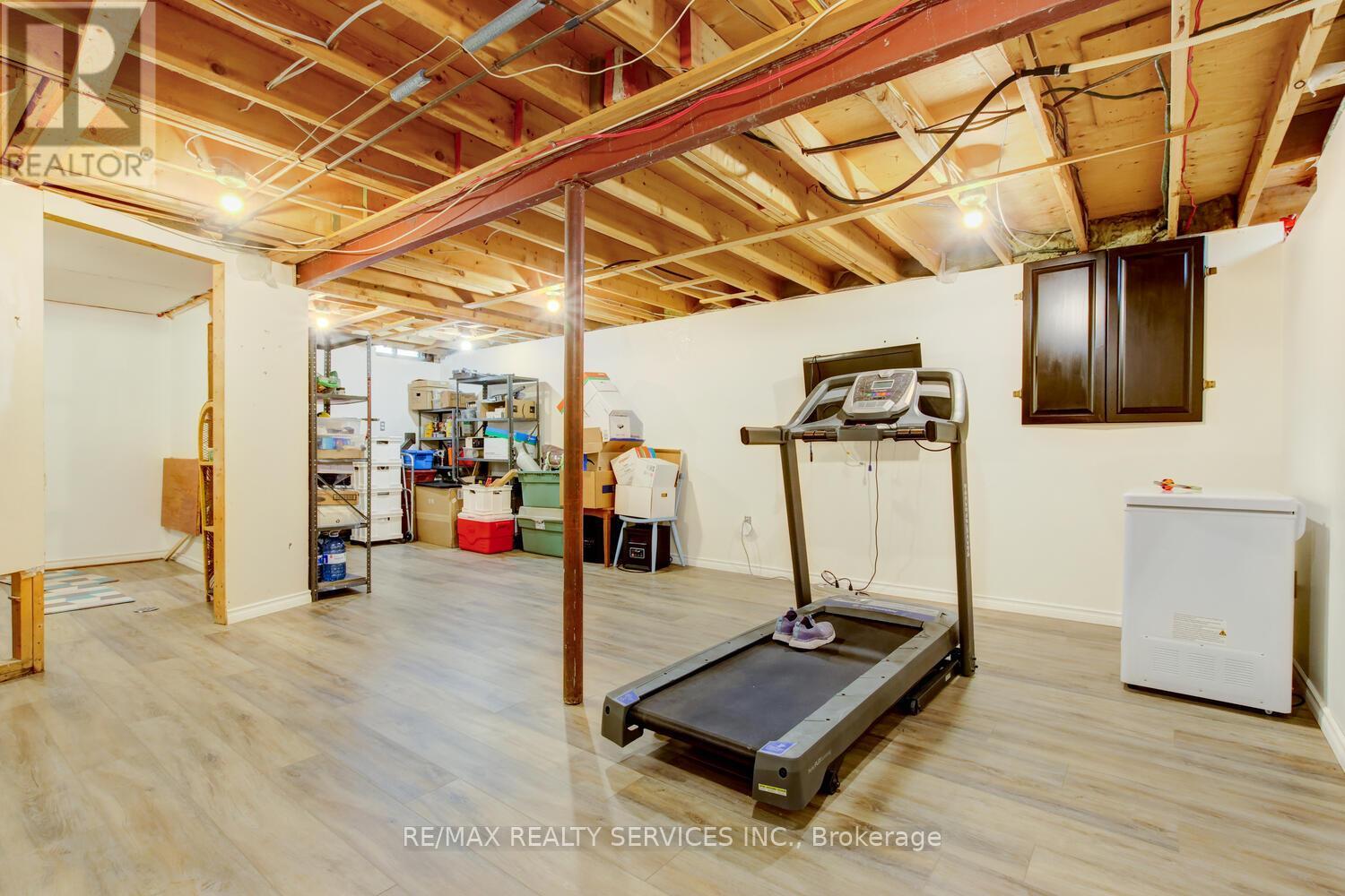 7 Hamlet Court, Brampton, Ontario  L6S 1X5 - Photo 28 - W13023638