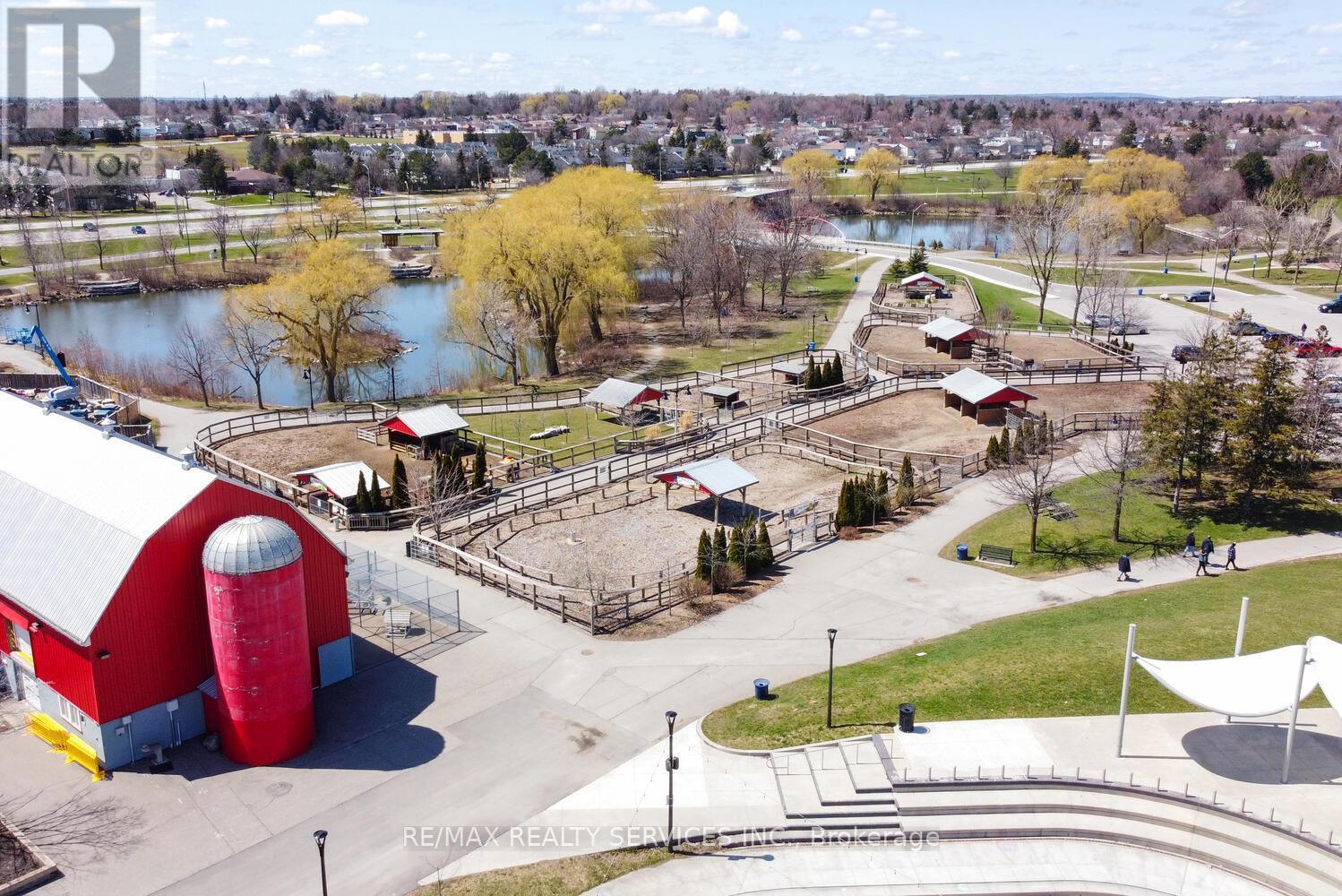 7 Hamlet Court, Brampton, Ontario  L6S 1X5 - Photo 42 - W13023638