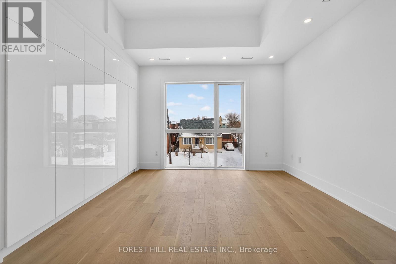 53 Celt Avenue, Toronto, Ontario  M6A 1H2 - Photo 32 - W13023648