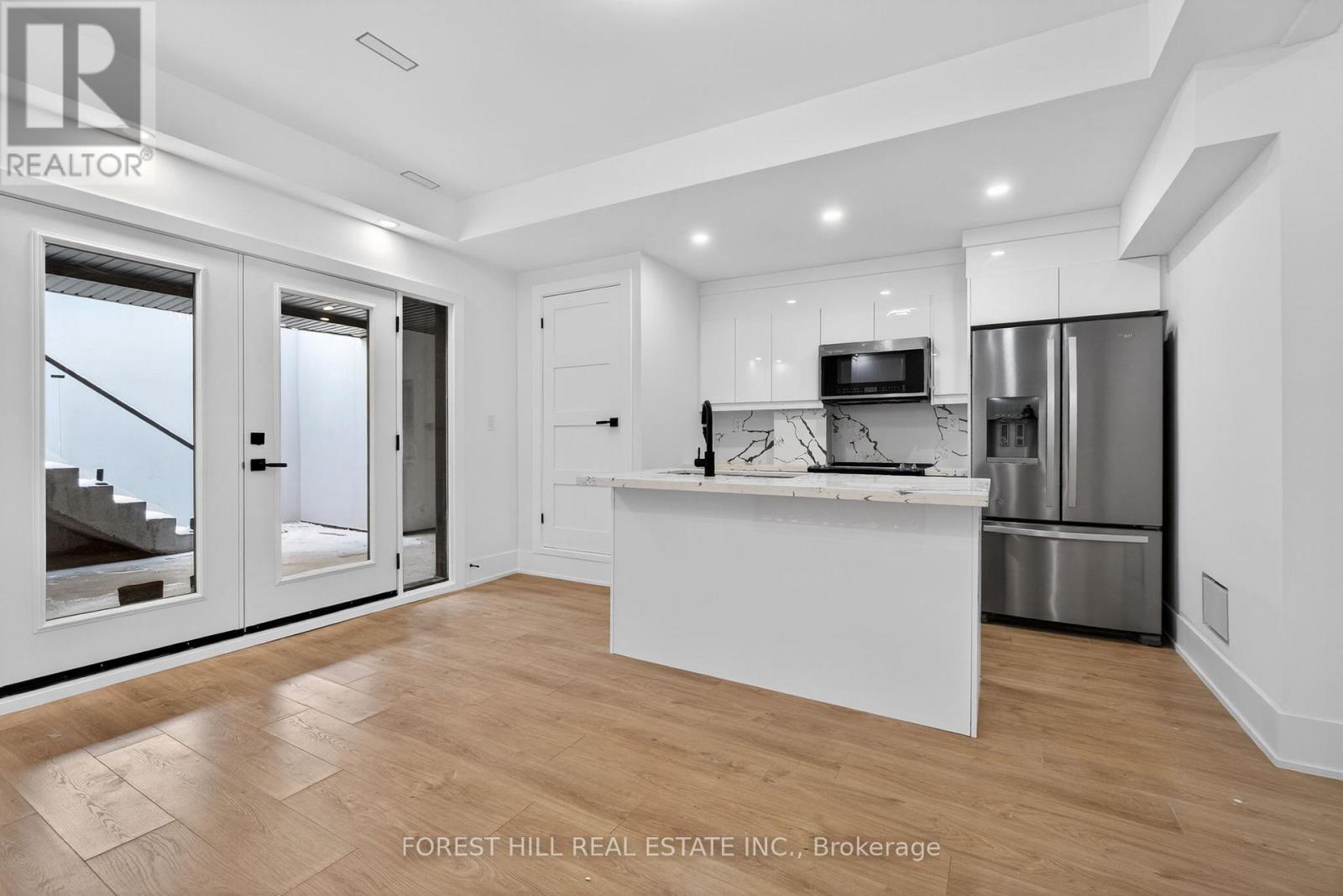 53 Celt Avenue, Toronto, Ontario  M6A 1H2 - Photo 38 - W13023648