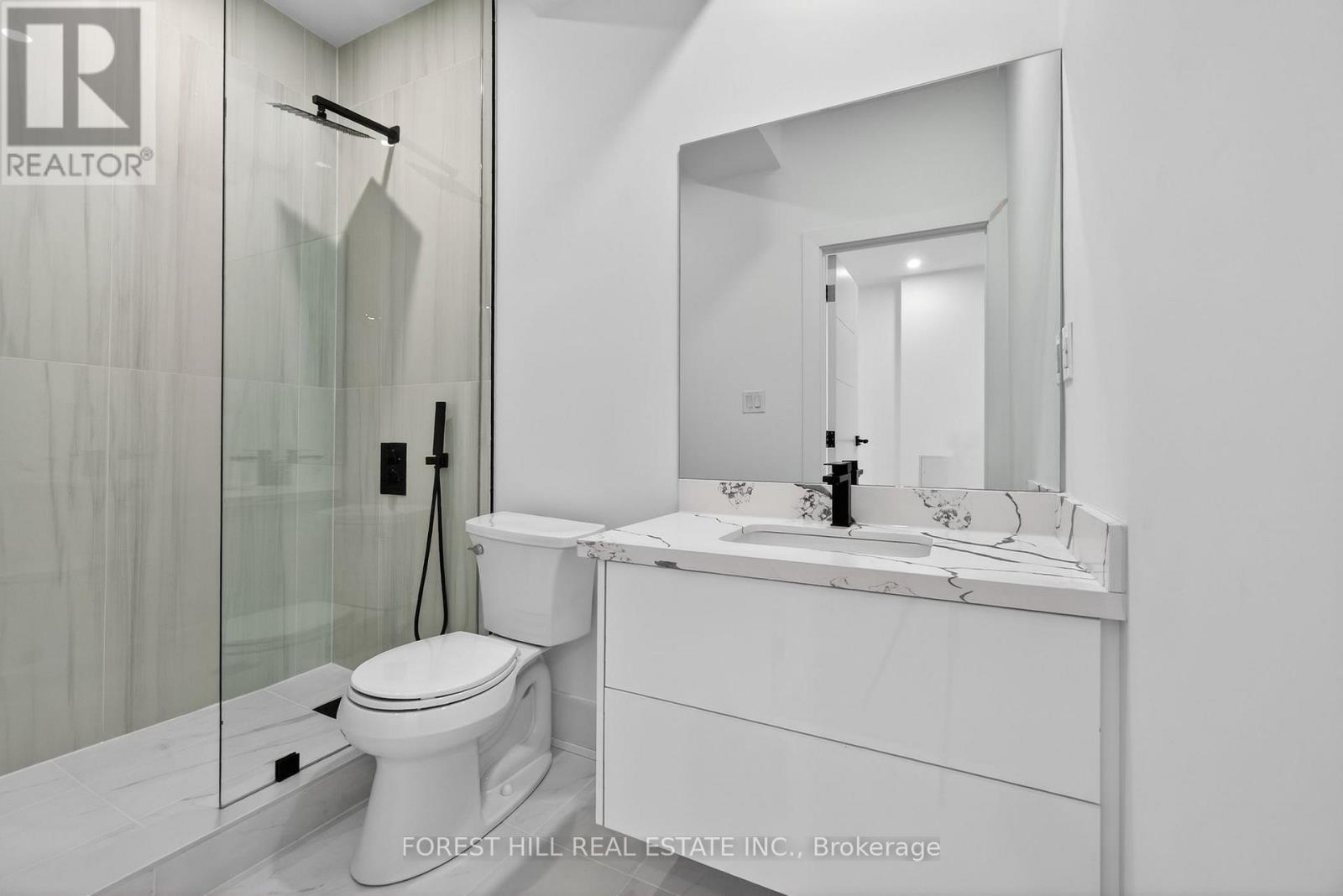 53 Celt Avenue, Toronto, Ontario  M6A 1H2 - Photo 44 - W13023648