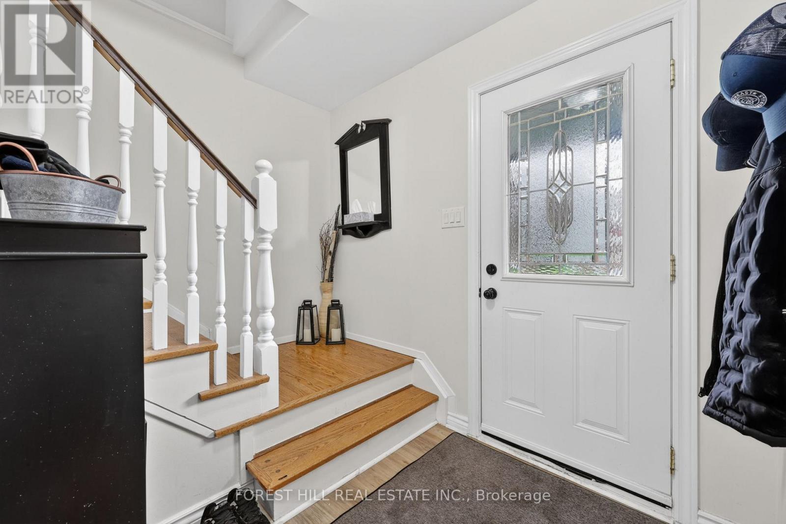 172 Ellwood Drive E, Caledon, Ontario  L7E 1Z1 - Photo 3 - W13023708