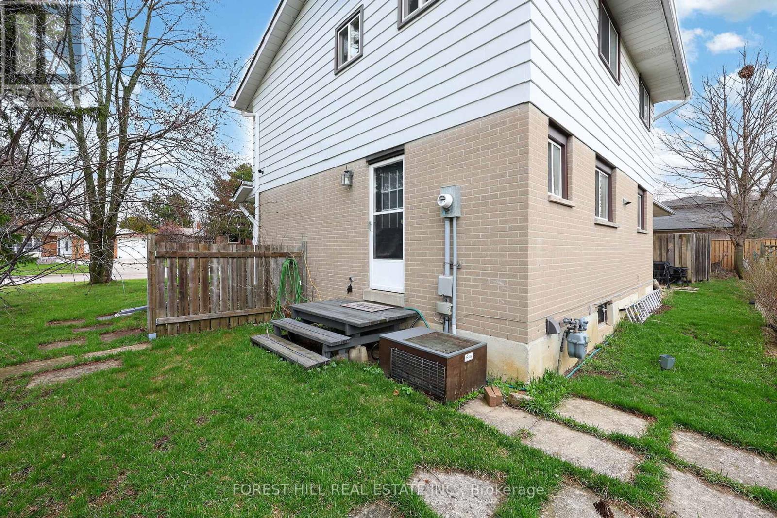 172 Ellwood Drive E, Caledon, Ontario  L7E 1Z1 - Photo 32 - W13023708