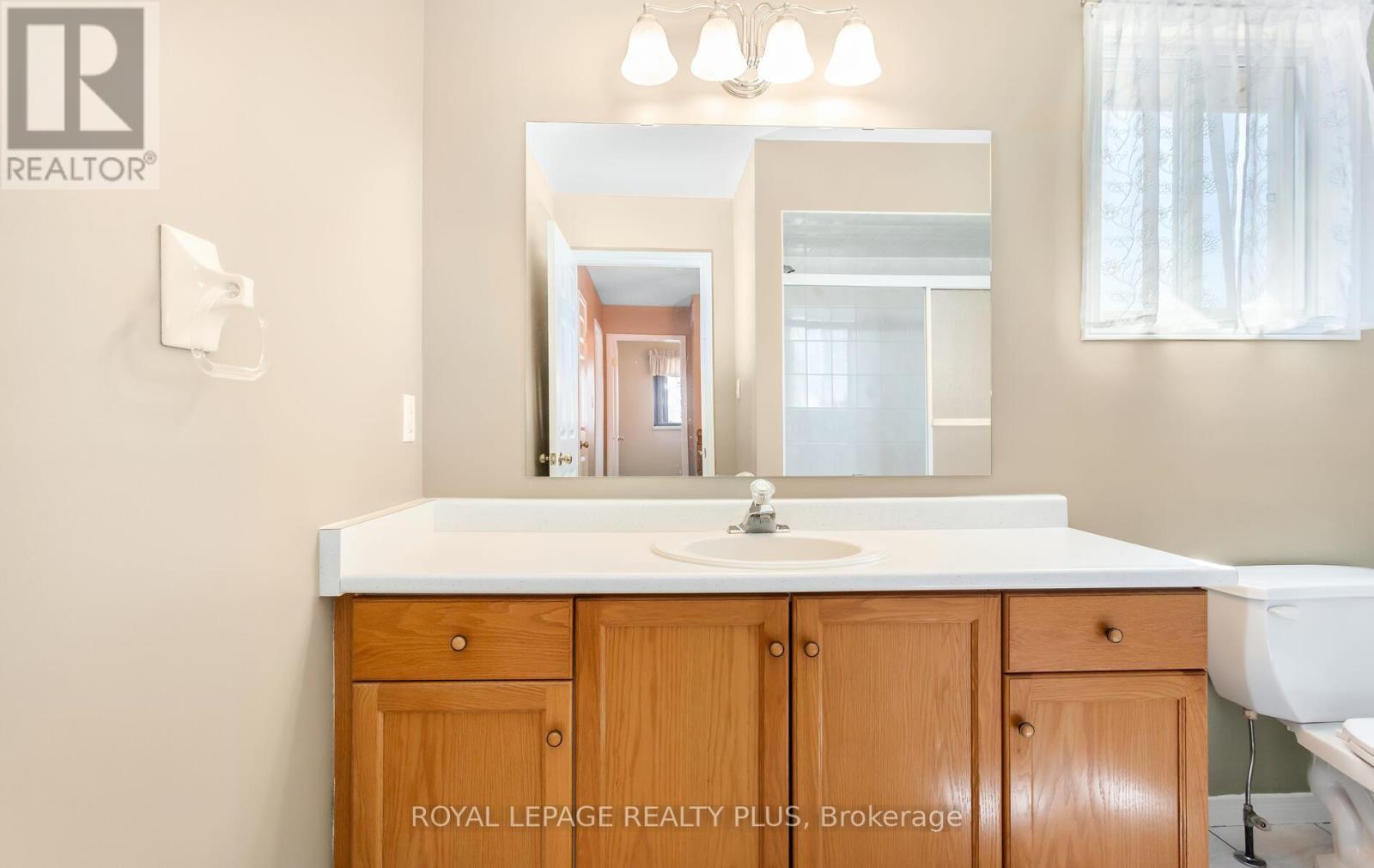 1239 Blanshard Drive, Burlington, Ontario  L7M 4N6 - Photo 32 - W13023738