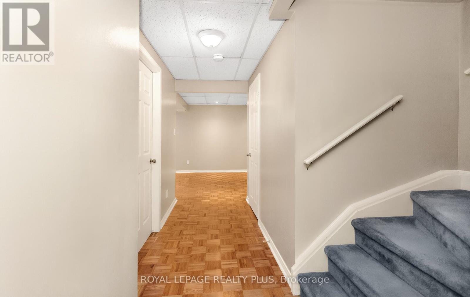 1239 Blanshard Drive, Burlington, Ontario  L7M 4N6 - Photo 35 - W13023738