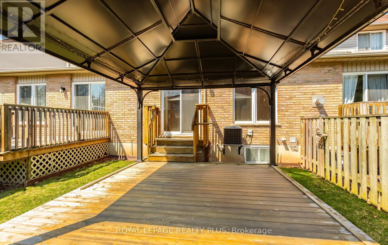 1239 Blanshard Drive, Burlington, Ontario  L7M 4N6 - Photo 46 - W13023738