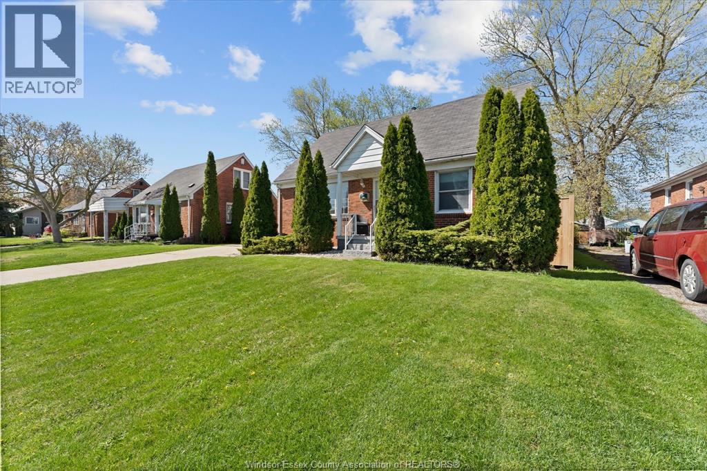 341 Lauzon Road, Windsor, Ontario  N8S 3M1 - Photo 5 - 26008709